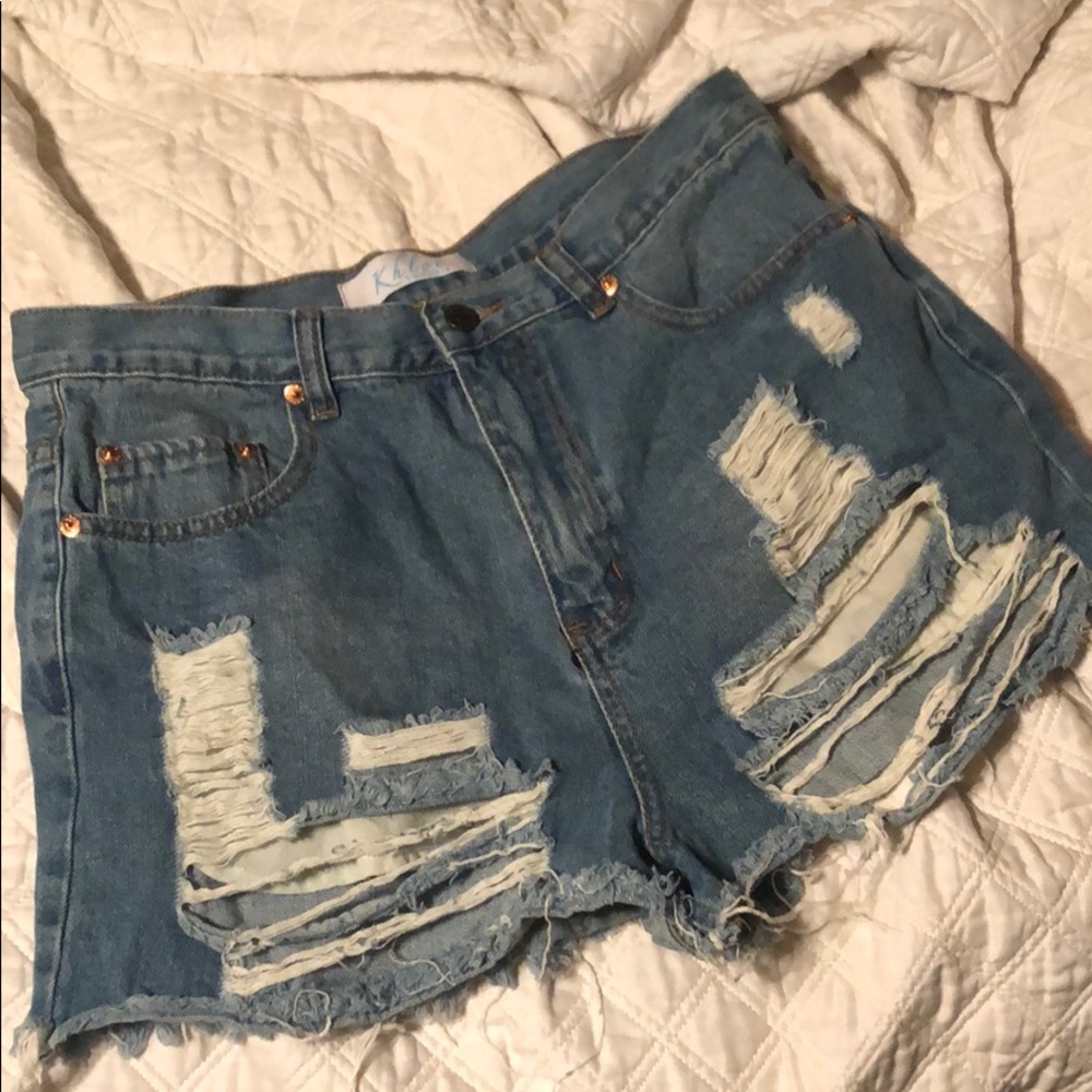 Khloe California Distressed Shorts